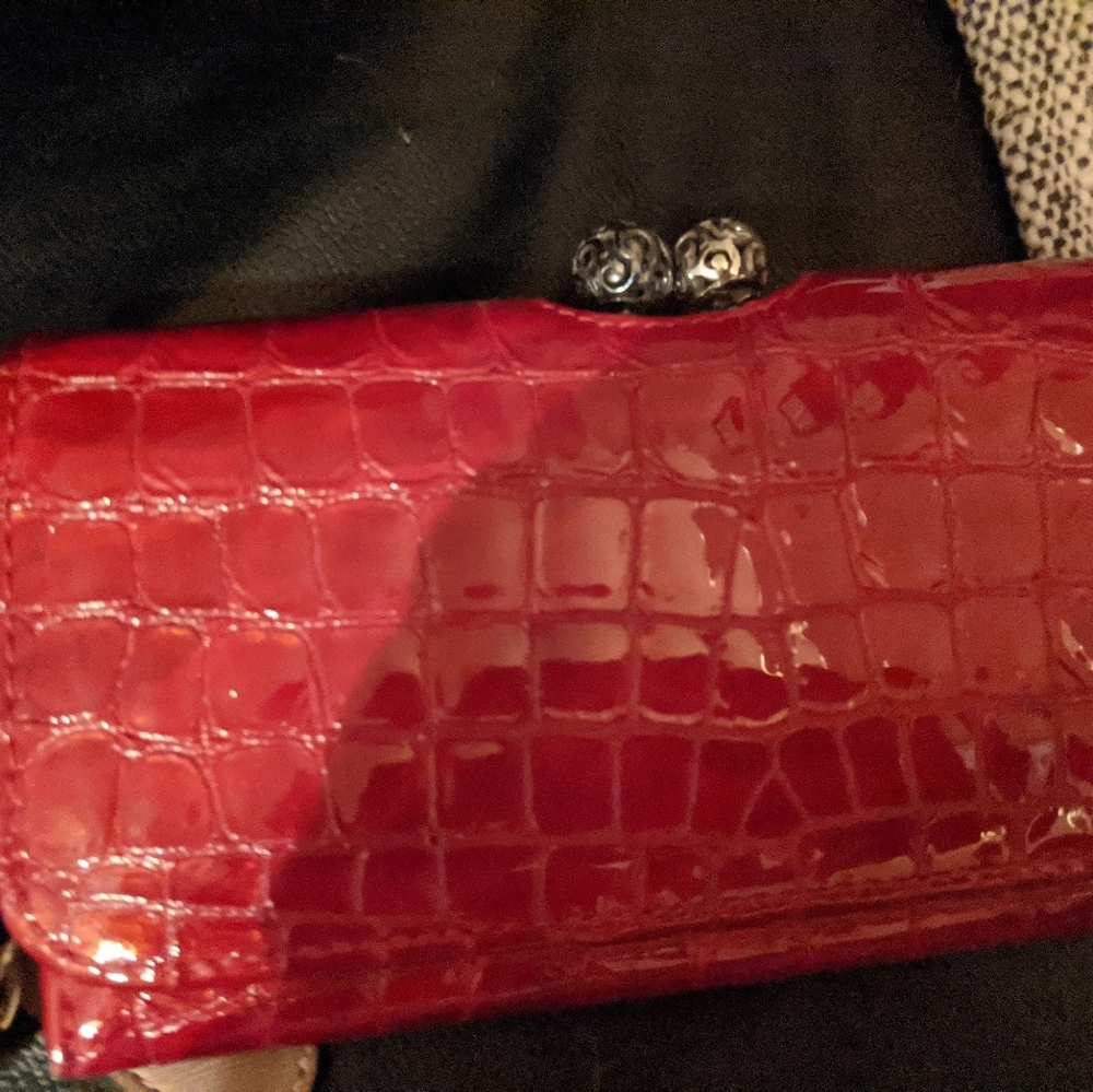 Brighton wallet